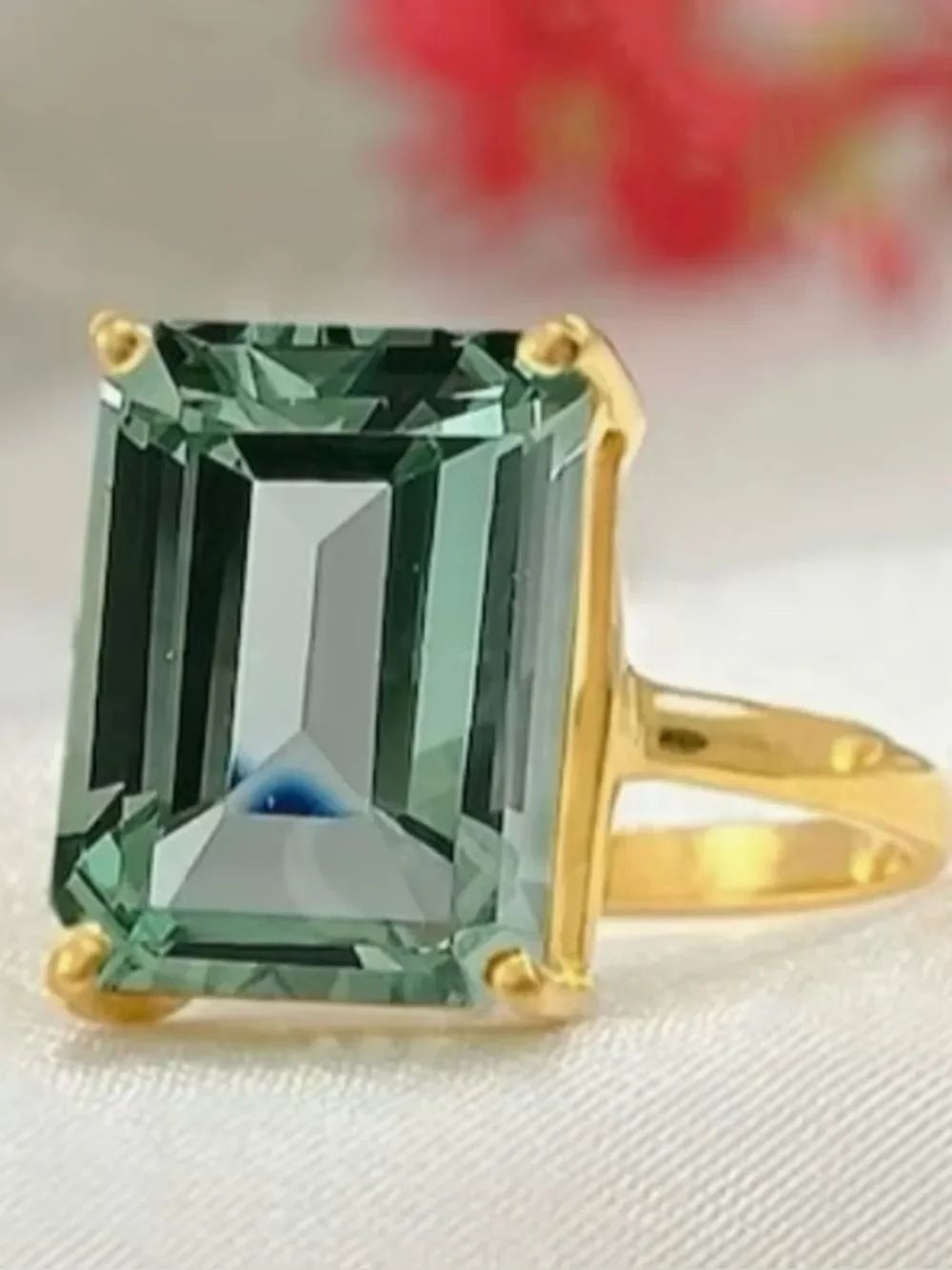 ❇️ NEW Jade Green Emerald-Cut Crystal Stone Gold Ring ❇️